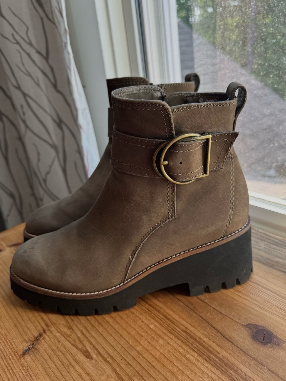 Blondo Dagger Waterproof Boots 7 - Picture 2 of 6